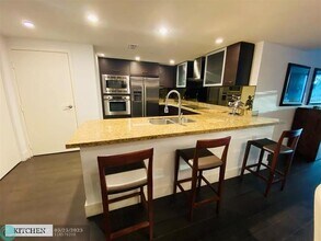 9400 W Bay Harbor Dr in Bay Harbor Islands, FL - Building Photo - Building Photo