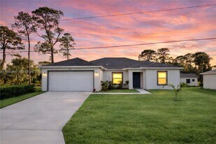 274 Tindal St in Palm Bay, FL - Building Photo