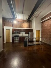 1350 Rosa L Parks Blvd in Nashville, TN - Building Photo - Building Photo
