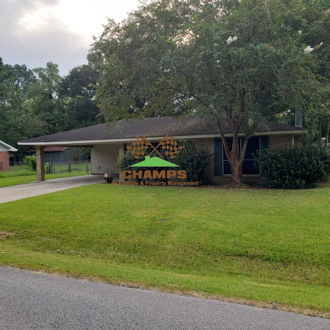 property at 402 Toronto Dr