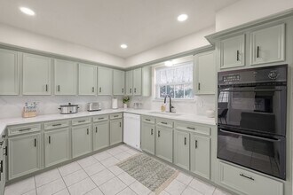 607 Shenandoah Dr in Shenandoah, TX - Building Photo - Building Photo