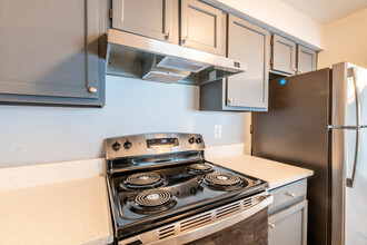 BellaVista in Woodbridge, VA - Foto de edificio - Building Photo