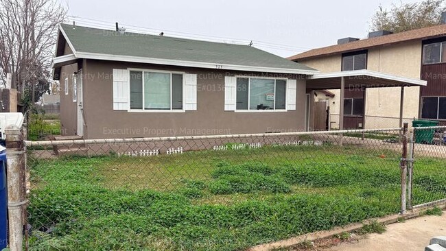 515 Lincoln Ave in Bakersfield, CA - Building Photo - Building Photo