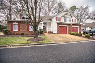308 Charleston Way in Newport News, VA - Building Photo - Building Photo