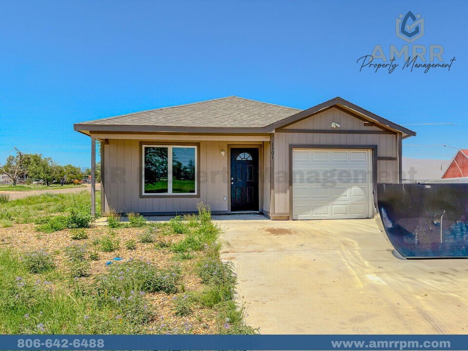 1501 E 14th St in Lubbock, TX - Building Photo