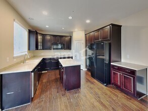 13041 Tamarac St in Thornton, CO - Building Photo - Building Photo