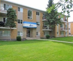 Grey Apartments in Regina, SK - Building Photo