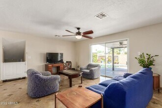 606 E Carson Dr in Tempe, AZ - Building Photo - Building Photo