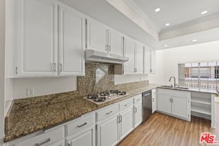 433 Redwood Ave in Marina Del Rey, CA - Building Photo - Building Photo