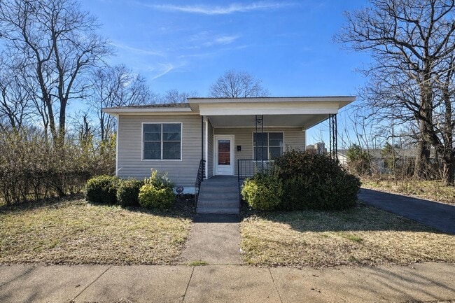 property at 1126 Escambia St