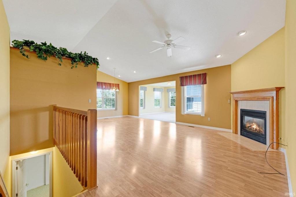 8928 Goshawk Ln in Fort Wayne, IN - Building Photo