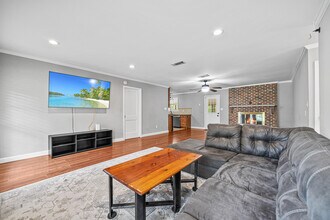 203 Elizabeth Ct in Fort Walton Beach, FL - Building Photo - Building Photo