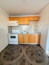 2301 Avenue S in Riviera Beach, FL - Foto de edificio - Building Photo