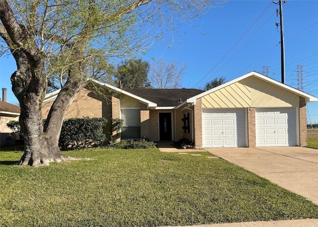 property at 302 El Toro Ln