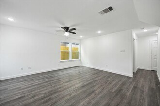 2312 Wavell St in Houston, TX - Building Photo - Building Photo