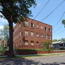 3222 E St SE in Washington, DC - Building Photo - Building Photo