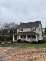 7350 Seneca Ridge Dr in York, PA - Building Photo