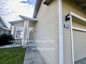 2750 Parkview Terrace in Fairfield, CA - Building Photo - Building Photo