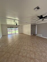 2717 NW Central Dr in Lawton, OK - Building Photo - Building Photo
