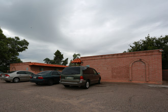 4710 E 4th St in Tucson, AZ - Building Photo - Building Photo