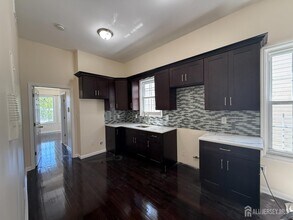 2309 John F. Kennedy Blvd in Jersey City, NJ - Building Photo - Building Photo