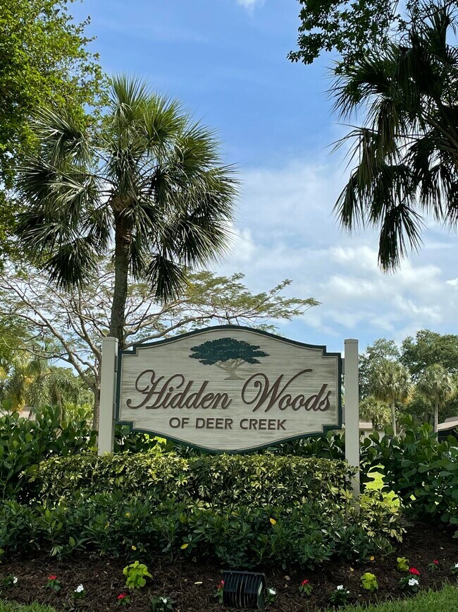 147 Deer Creek Blvd in Deerfield Beach, FL - Building Photo - Building Photo