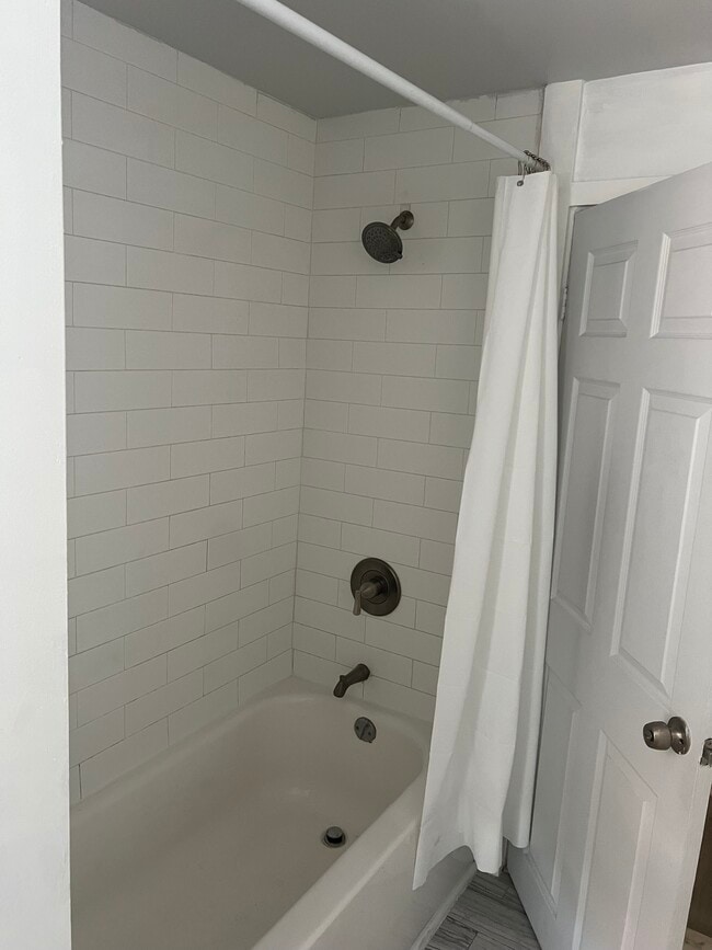 property at 424 E Girard Ave