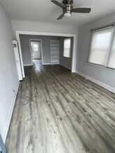 1718 Grand Ave in San Diego, CA - Building Photo - Building Photo
