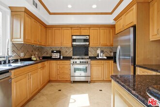 2013 21st St in Santa Monica, CA - Foto de edificio - Building Photo