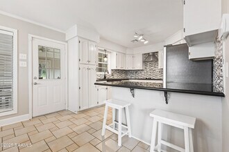 1007 Baker Hughes Rd in Broussard, LA - Building Photo - Building Photo