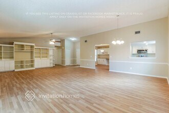 6523 Seafairer Dr in Tampa, FL - Building Photo - Building Photo