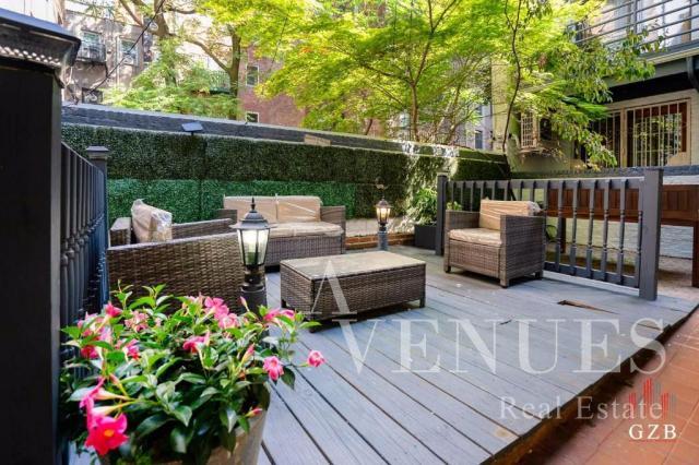 240 E 26th St in New York, NY - Building Photo - Building Photo