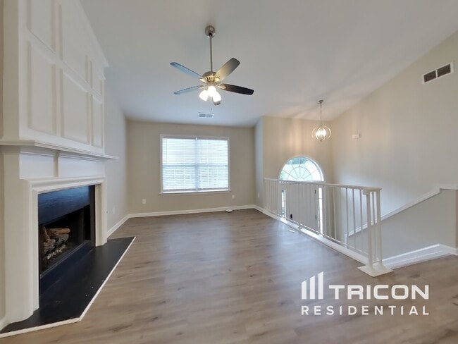 443 Darter Dr NW in Kennesaw, GA - Building Photo - Building Photo