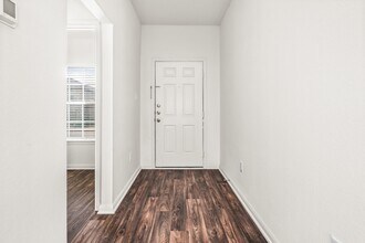 15114 Jetfire Pt in Von Ormy, TX - Building Photo - Building Photo