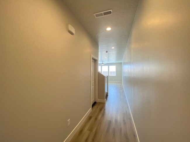 1164 S 4380 W in Hurricane, UT - Building Photo - Building Photo