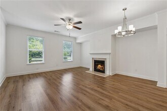 6761 Cedar Glen Rd in Atlanta, GA - Building Photo - Building Photo