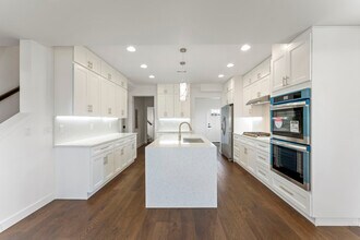 413 S Trade St in Amity, OR - Building Photo - Building Photo