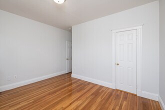 19 Elko St, Unit 4 in Boston, MA - Building Photo - Building Photo