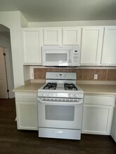 224 San Felipe Dr in Kyle, TX - Building Photo - Building Photo