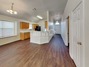 1204 Buehler Ct in Lewisville, TX - Building Photo - Building Photo