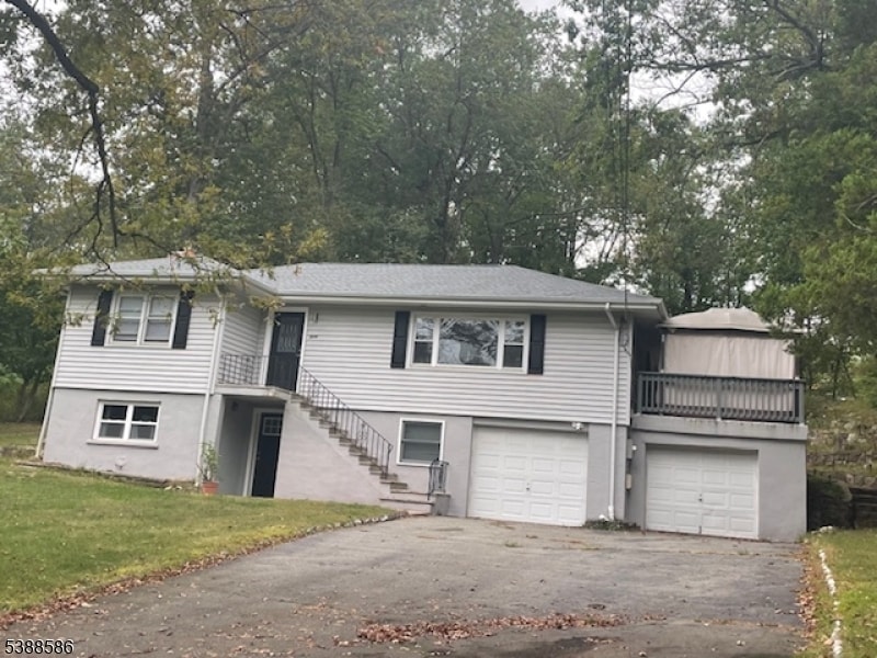 30 Stony Brook Rd in Rockaway, NJ - Building Photo
