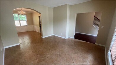 2066 Peach Shoals Cir in Dacula, GA - Building Photo - Building Photo