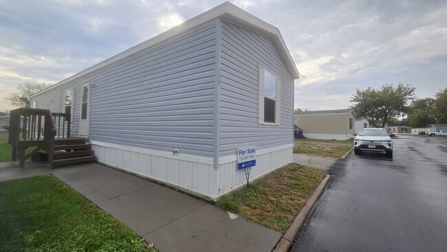 3510 N 9th St in Carter Lake, IA - Foto de edificio - Building Photo