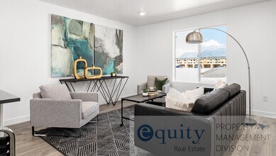 83 Heading Row in Saratoga Springs, UT - Building Photo - Building Photo