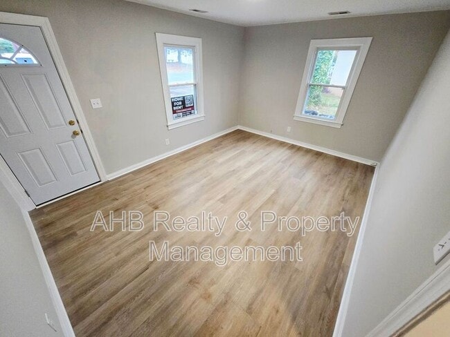 1214 Franklin St in Burlington, NC - Building Photo - Building Photo