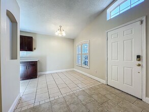 1115 Naples Dr in Orlando, FL - Foto de edificio - Building Photo