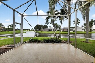 7975 Rockford Rd in Boynton Beach, FL - Building Photo - Building Photo