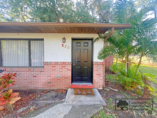 120 Rosalynn Cir in Lakeland, FL - Building Photo - Building Photo