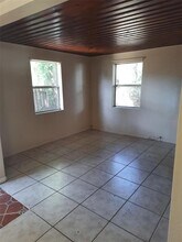 2553 52nd Ave N in St. Petersburg, FL - Building Photo - Building Photo