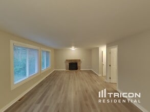 18233 Woodlands Way in Arlington, WA - Building Photo - Building Photo
